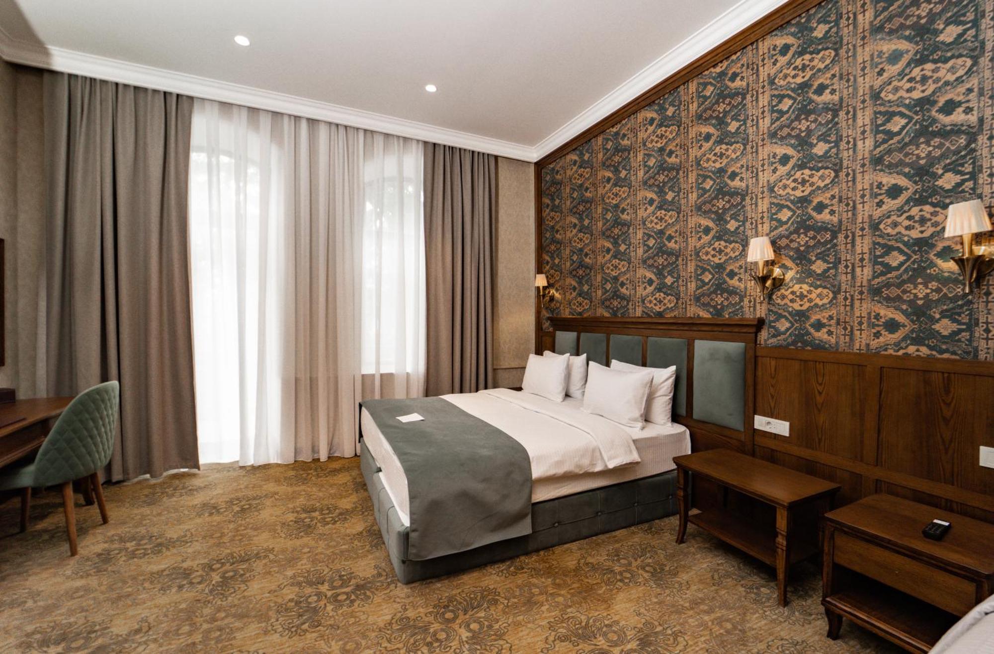 Midway Baku Hotel Екстер'єр фото